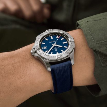 Breitling Avenger Automatic 42mm Montre Homme Cuir Bleu A17328101C1X1 – Image 5