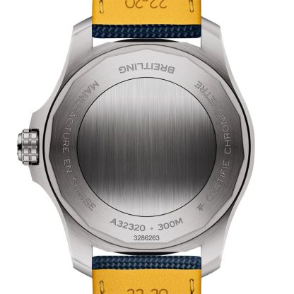 Breitling Avenger Automatic GMT 44mm Montre Homme Cuir Bleu A32320101C1X1 – Image 2