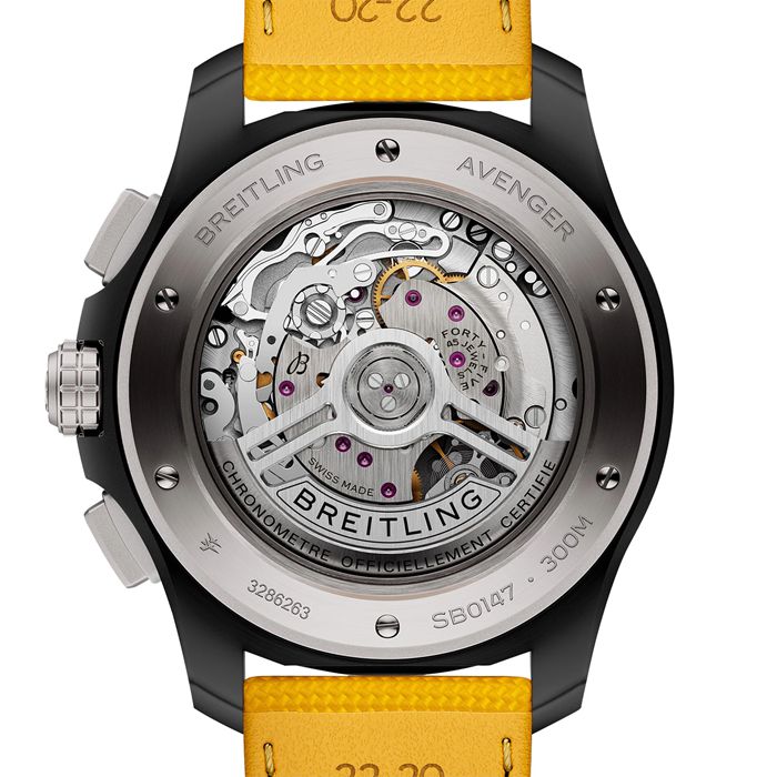 Breitling Avenger B01 Chronograph 44mm Night Mission Montre Homme Cuir Jaune SB0147101I1X1 – Image 2