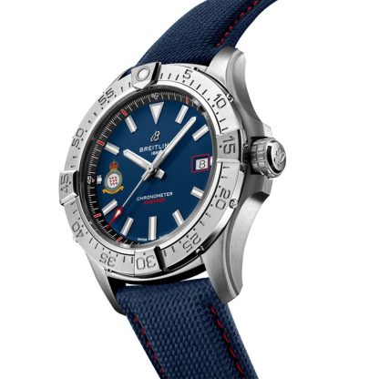 Breitling Avenger Red Arrows 60th Anniversary Edition 42mm Montre Homme Bleu A173281A1C1X1 – Image 2