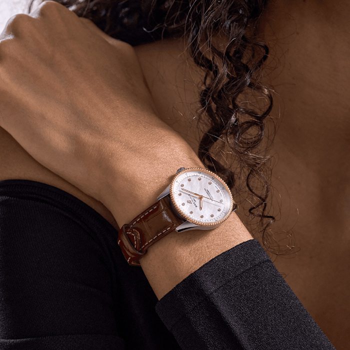 Breitling Montre Femme Navitimer 32mm Blanc Nacre Alligator U77320E61A1P1 – Image 5