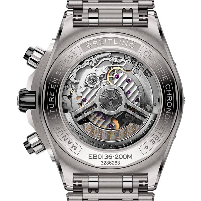 Breitling Super Chronomat B01 Montre homme 44 mm Titane gris EB0136251M1E1 – Image 2