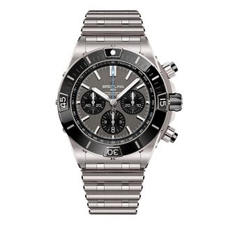 Breitling Super Chronomat B01 Montre homme 44 mm Titane gris EB0136251M1E1