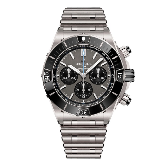 Breitling Super Chronomat B01 Montre homme 44 mm Titane gris EB0136251M1E1