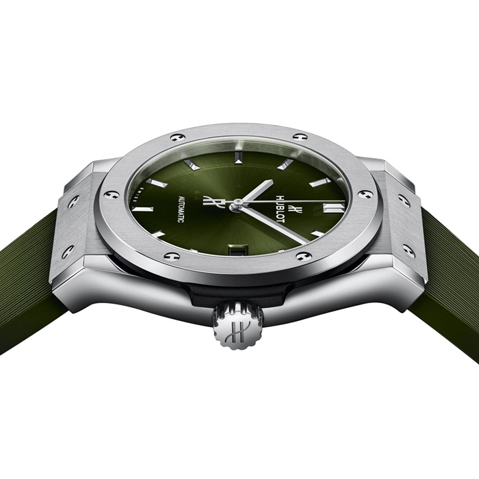 Hublot Classic Fusion Titanium Green 42mm 542.NX.8970.RX – Image 4