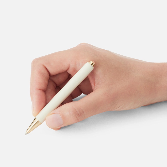Montblanc Heritage Rouge et Noir Baby Edition Spéciale Ivoire Stylo Bille 128123 – Image 3