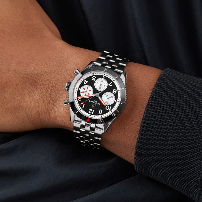 Montre Breitling Classic AVI Chronograph 42 Mosquito en acier inoxydable Y233801A1B1A1 – Image 3