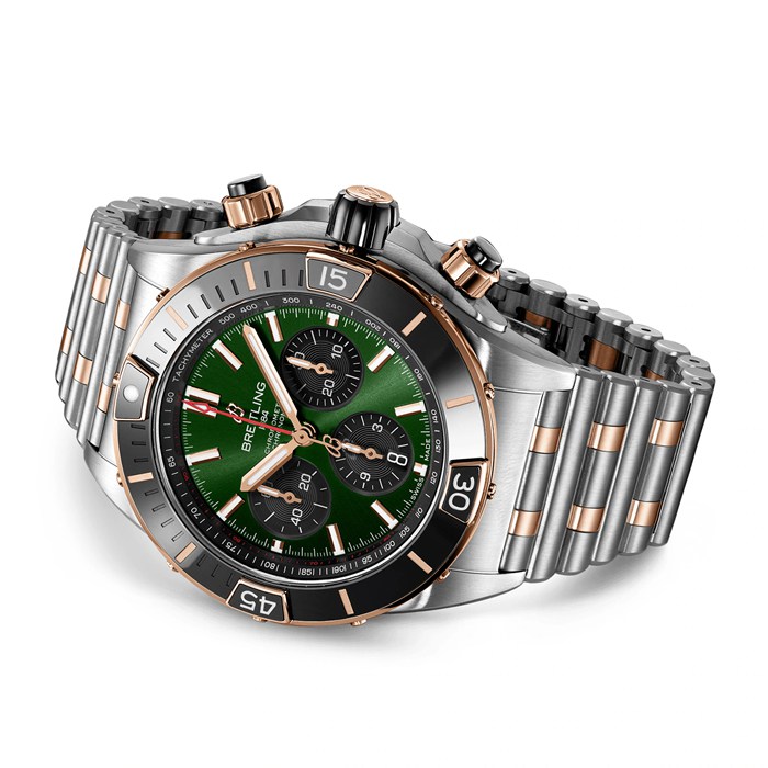 Montre Breitling Super Chronomat B01 44 en acier inoxydable et or rouge 18 carats UB0136251L1U1 – Image 3