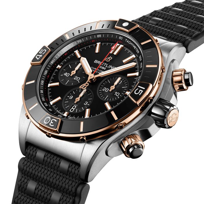 Montre Breitling Super Chronomat B01 44 en acier inoxydable et or rouge 18k UB0136251B1S1 – Image 2