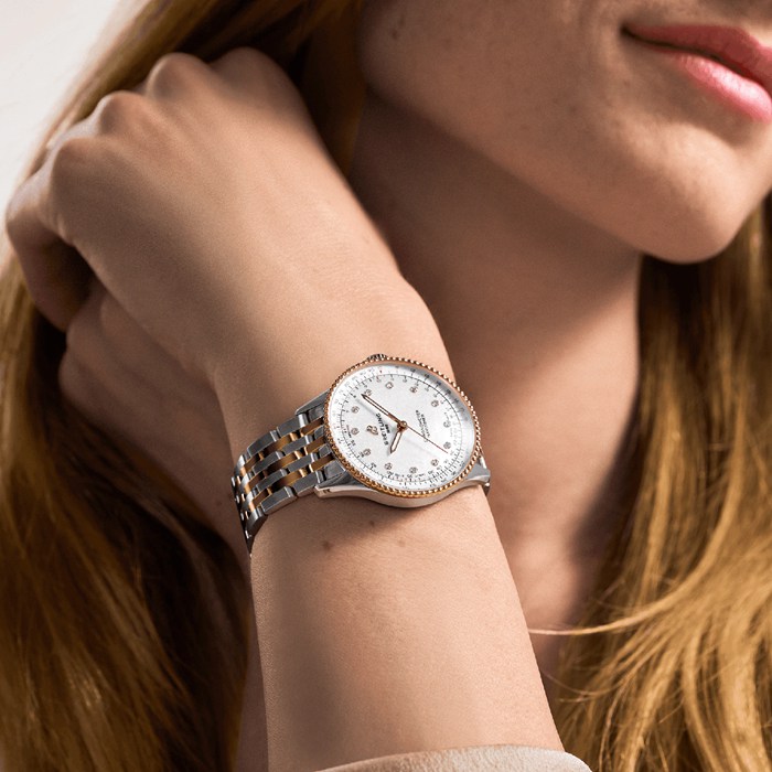 Montre Femme Breitling Navitimer 36mm Acier inoxydable nacre blanche et or rouge 18k U17327211A1U1 – Image 5