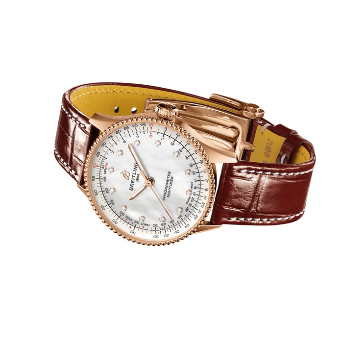 Montre Femme Breitling Navitimer 36mm Blanc Nacre Alligator 18k Or Rouge R17327211A1P1 – Image 4