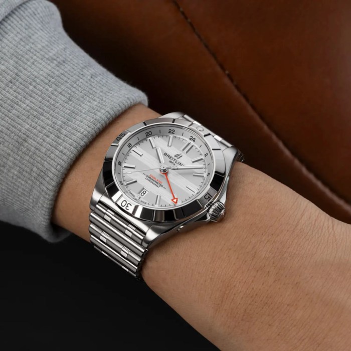 Montre Hommes Breitling Chronomat GMT Six Nations England Limited Edition 40mm A323985B1A1A1 – Image 5