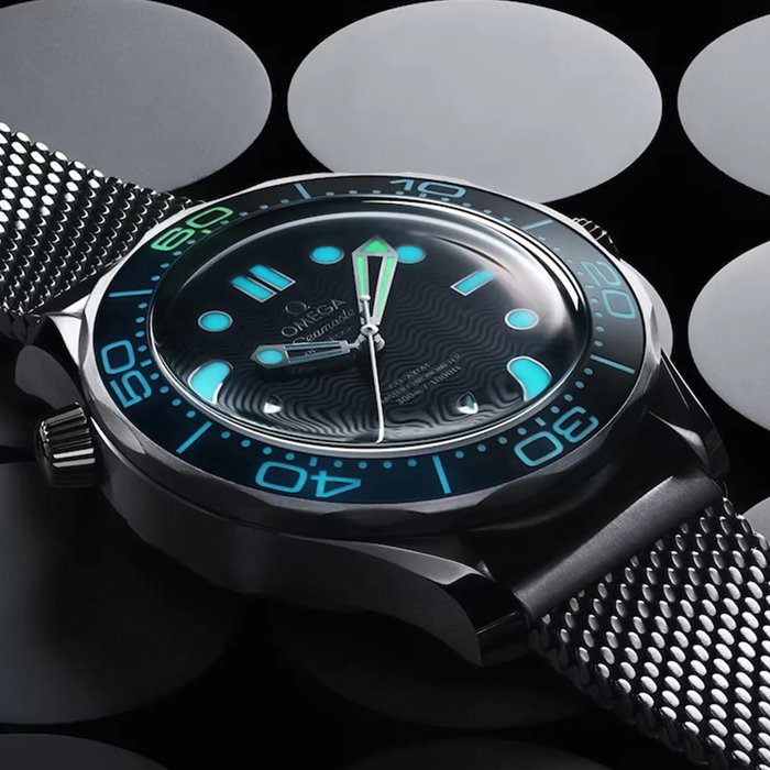 Omega James Bond 007 60th Anniversary Seamaster Diver 300m Co-Axial Master Chronometer 42mm O21030422003002 – Image 5