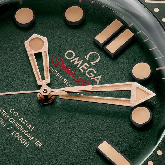 Omega Seamaster Diver 300M 42mm Titanium Mens Green Watch O21090422010001 – Image 4