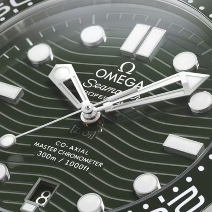 Omega Seamaster Diver 300m Co-Axial Master Chronometer 42mm Montre Homme Vert O21032422010001 – Image 3