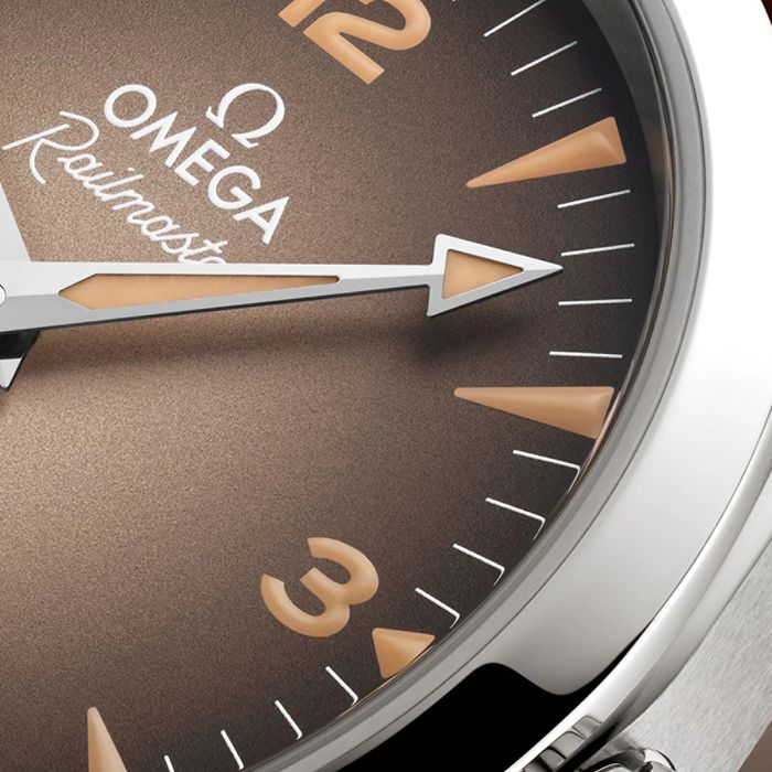 Omega Seamaster Railmaster 38mm Montre Homme Cuir Marron O23512382013001 – Image 5