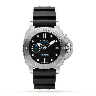Panerai Submersible 42mm Mens Watch PAM00973