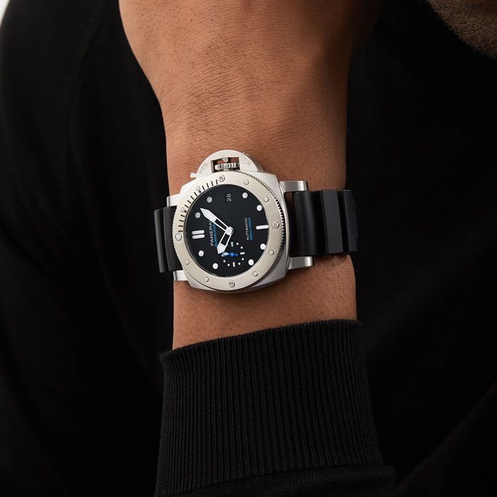 Panerai Submersible 42mm PAM02973 – Image 3