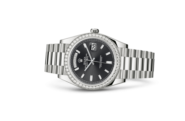 Réplique Rolex Day-Date 40 Oyster 40 mm or blanc et diamants 228349RBR – Image 2